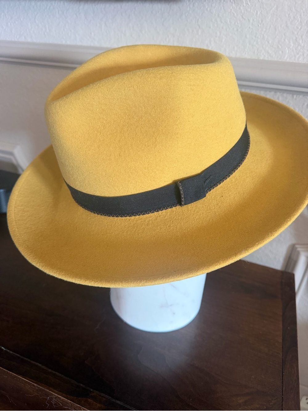 Bigalli felt hat. Mustard color